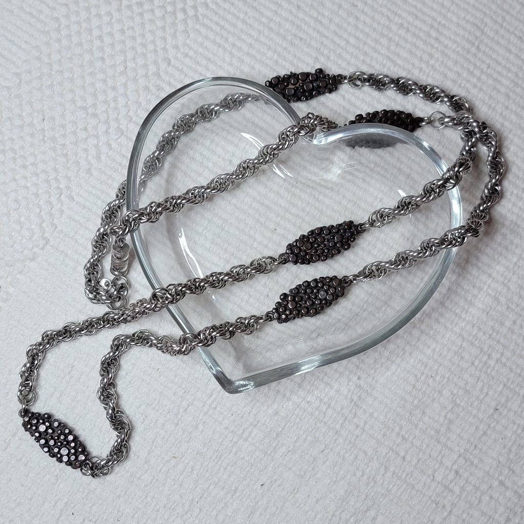 Les Bernard Silver Bronze Necklace 18$